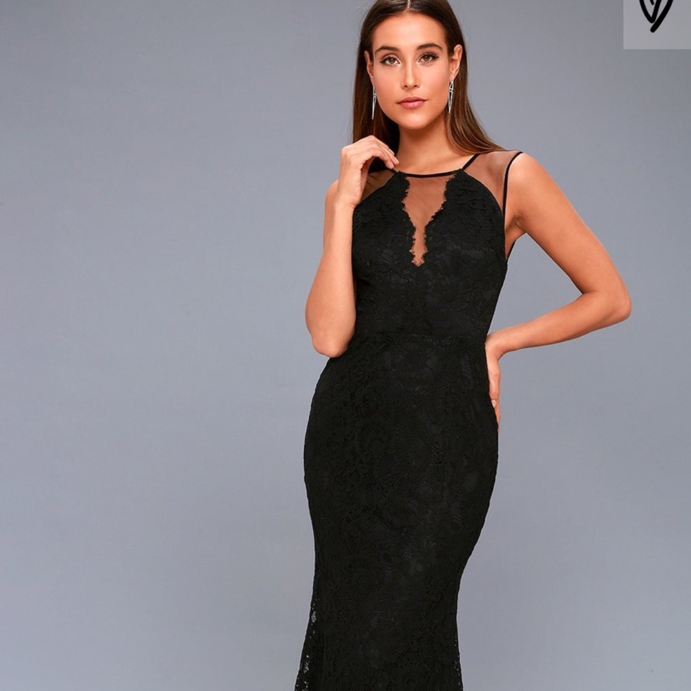 Lulu’s Black Lace Maxi Dress